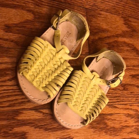 Zara baby Sandals - Picture 1 of 2